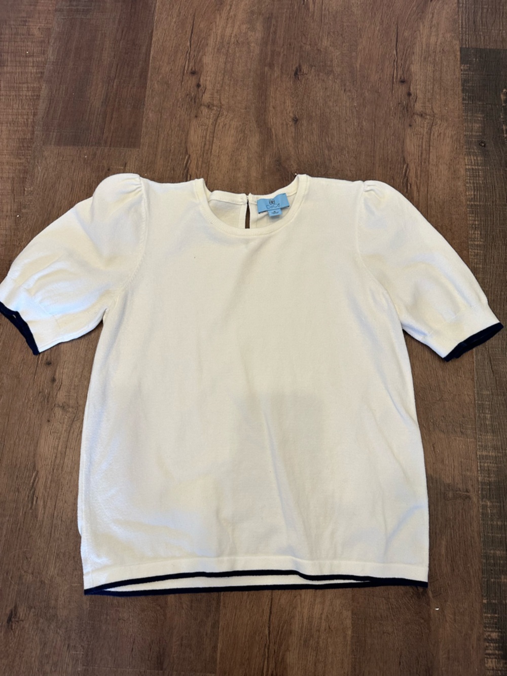 Ce ce sweater knit top cream with navy trim. Size M